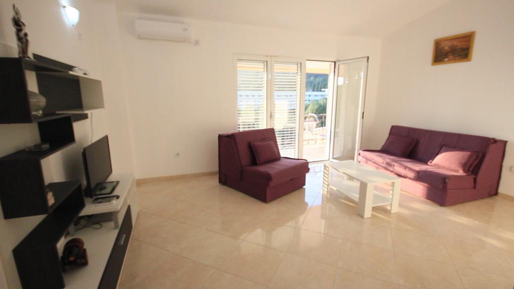 Apartments Percobic Sutomore Habitación foto